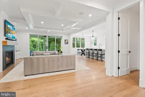 $2,998,000 | 5510 Brite Drive, Bethesda, MD 20817