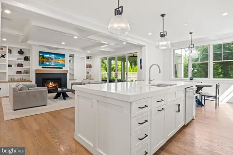 $2,998,000 | 5510 Brite Drive, Bethesda, MD 20817