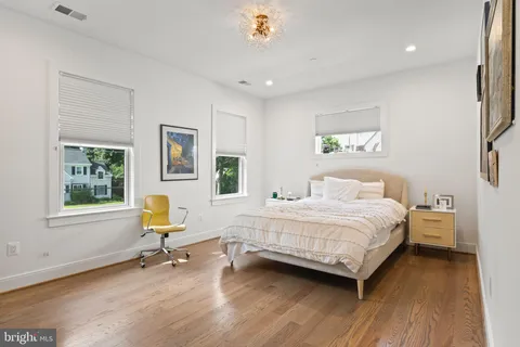 $2,998,000 | 5510 Brite Drive, Bethesda, MD 20817