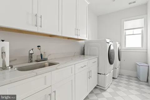 $2,998,000 | 5510 Brite Drive, Bethesda, MD 20817