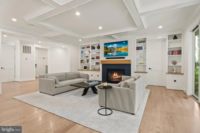 $2,998,000 | 5510 Brite Drive, Bethesda, MD 20817