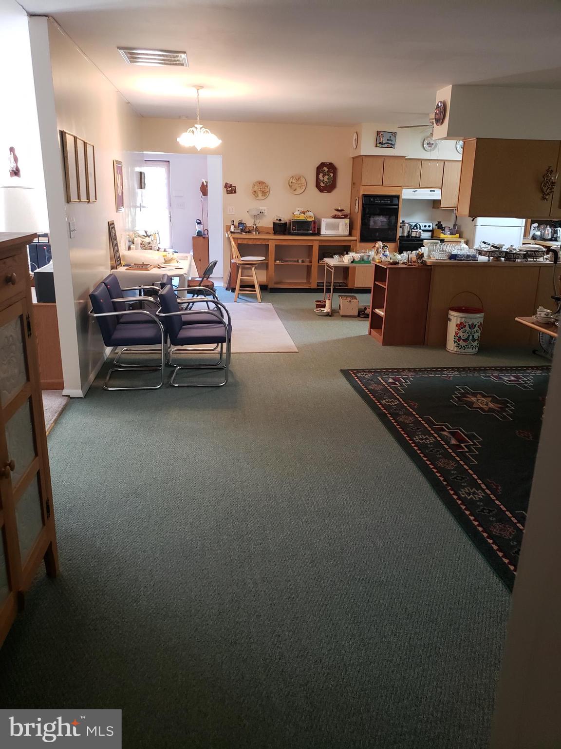 9112 Foulks Road Catlett, VA 20119 - Photo 16 of 24 View from hallway towards kitchen