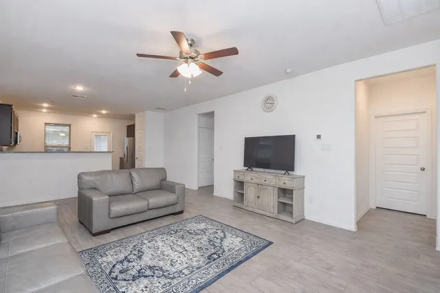 $2,099 | 22359 Auburn Cabin Lane, Porter, TX 77365