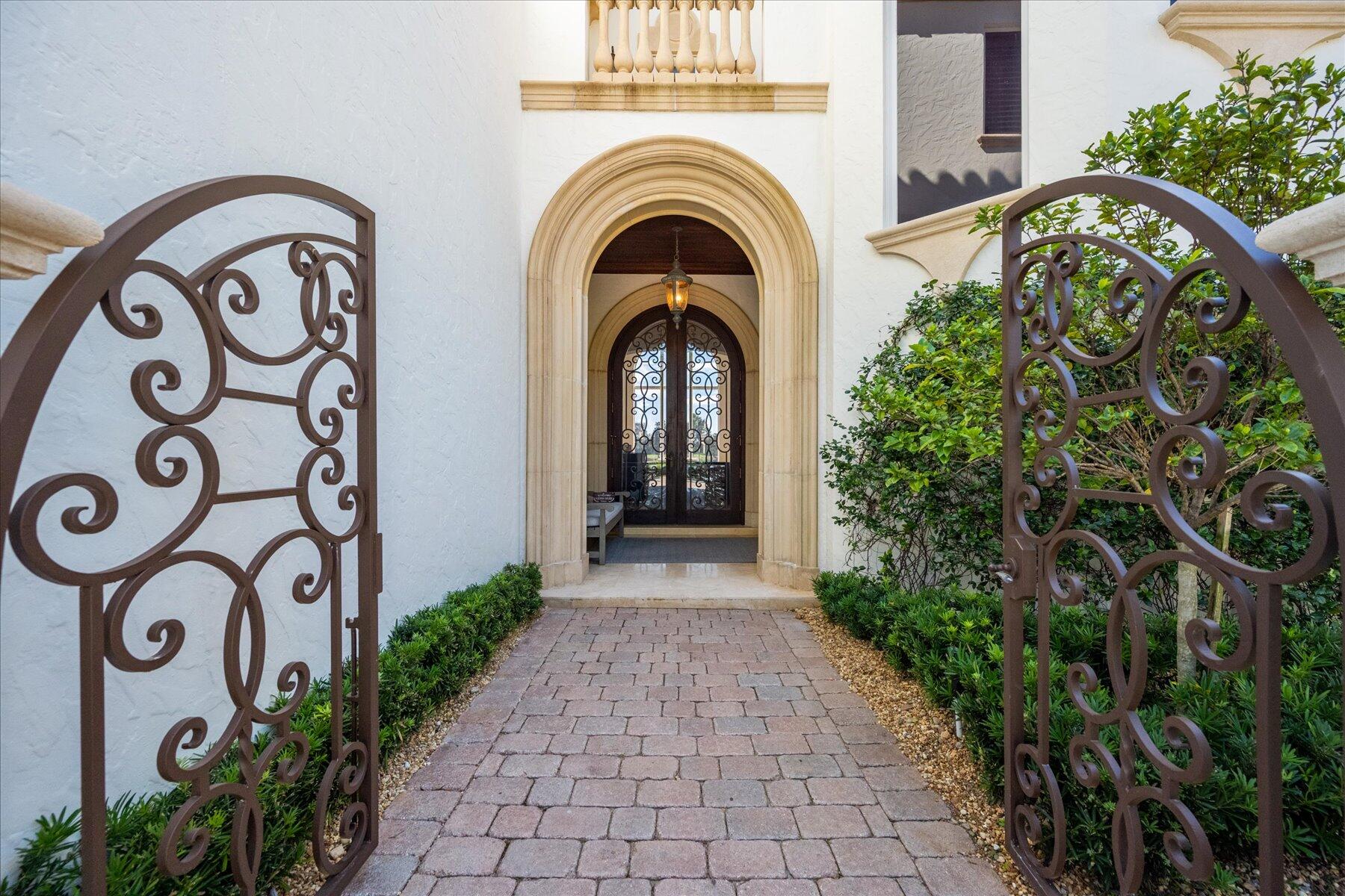 264 Locha Drive Jupiter, FL 33458 - Photo 6 of 95 07-DSC_9313