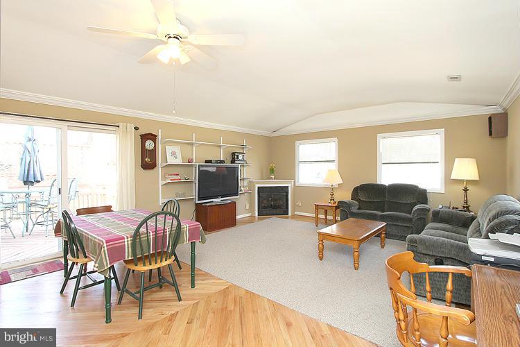 2513 Randolph Road Silver Spring, MD 20902 - Photo 5 of 9 Family Room