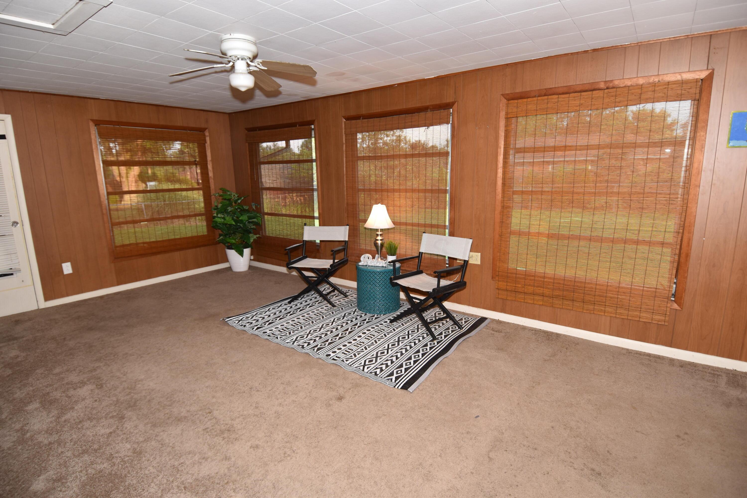 7075 Bartlett Road Reynoldsburg, OH 43068 - Photo 22 of 34 3 Season Family Room