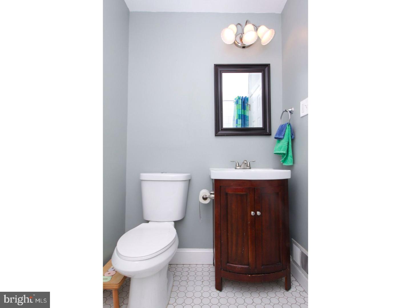 206 Pelham Road South Voorhees, NJ 08043 - Photo 15 of 22 Bathroom
