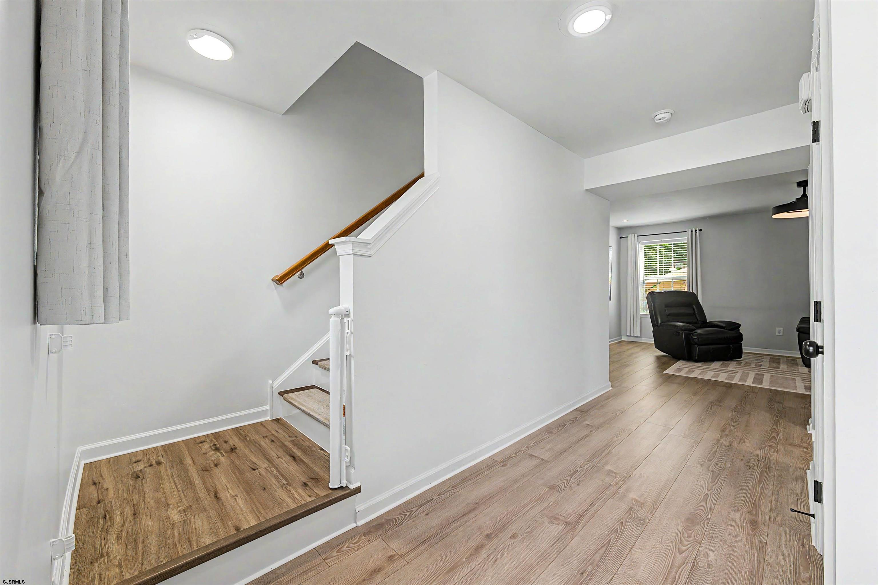 39 Shoreline Road Egg Harbor Township, NJ 08234 - Photo 5 of 33