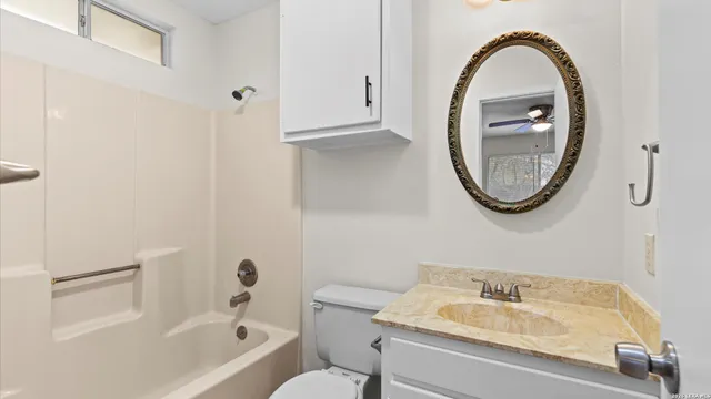 $1,895 | 7319 Silent Hills, San Antonio, TX 78250