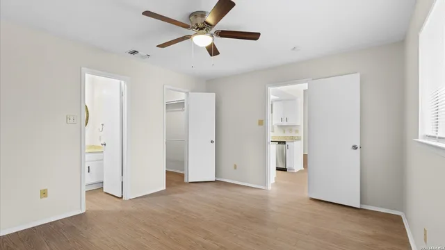 $1,895 | 7319 Silent Hills, San Antonio, TX 78250