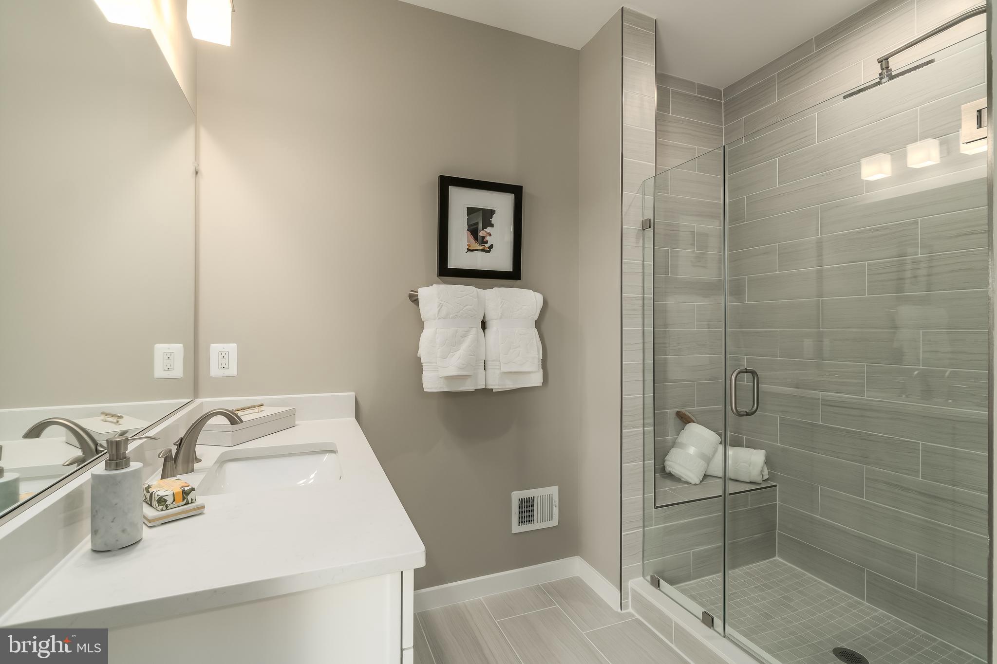 1033 Inferno Terrace Southeast Leesburg, VA 20175 - Photo 17 of 39