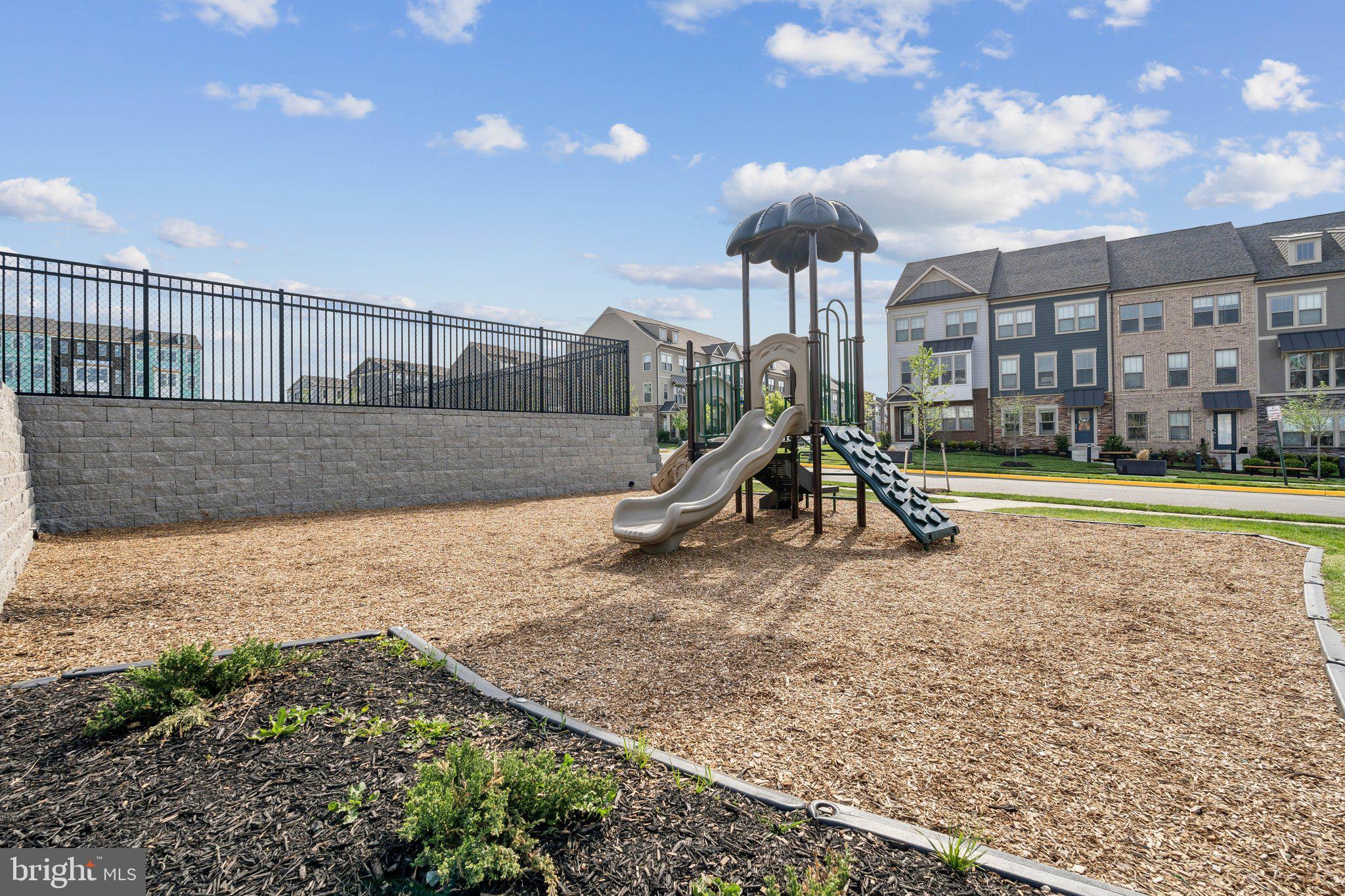 1033 Inferno Terrace Southeast Leesburg, VA 20175 - Photo 36 of 39