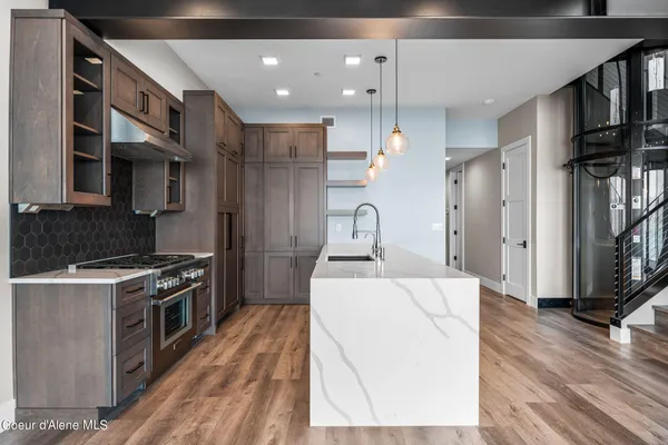 $3,690,000 | 802 Sandpoint Avenue, Unit 8106, Sandpoint, ID 83864