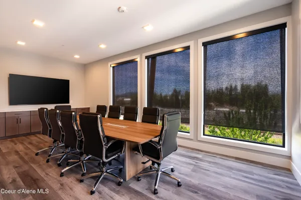 $3,690,000 | 802 Sandpoint Avenue, Unit 8106, Sandpoint, ID 83864