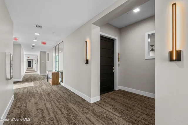 $3,890,000 | 802 Sandpoint Avenue, Unit 8106, Sandpoint, ID 83864