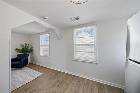 $189,999 | 728 South Kansas Avenue, Olathe, KS 66061