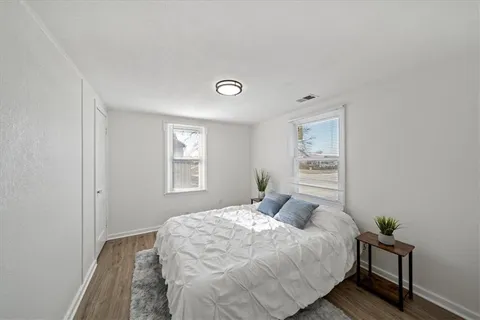 $189,999 | 728 South Kansas Avenue, Olathe, KS 66061