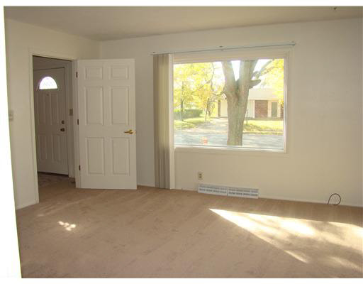 5414 York Road South Bend, IN 46614 - Photo 2 of 19 Gallery Image 2