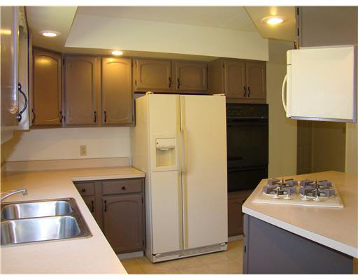 5414 York Road South Bend, IN 46614 - Photo 3 of 19 Gallery Image 3