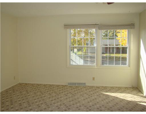 5414 York Road South Bend, IN 46614 - Photo 6 of 19 Gallery Image 6