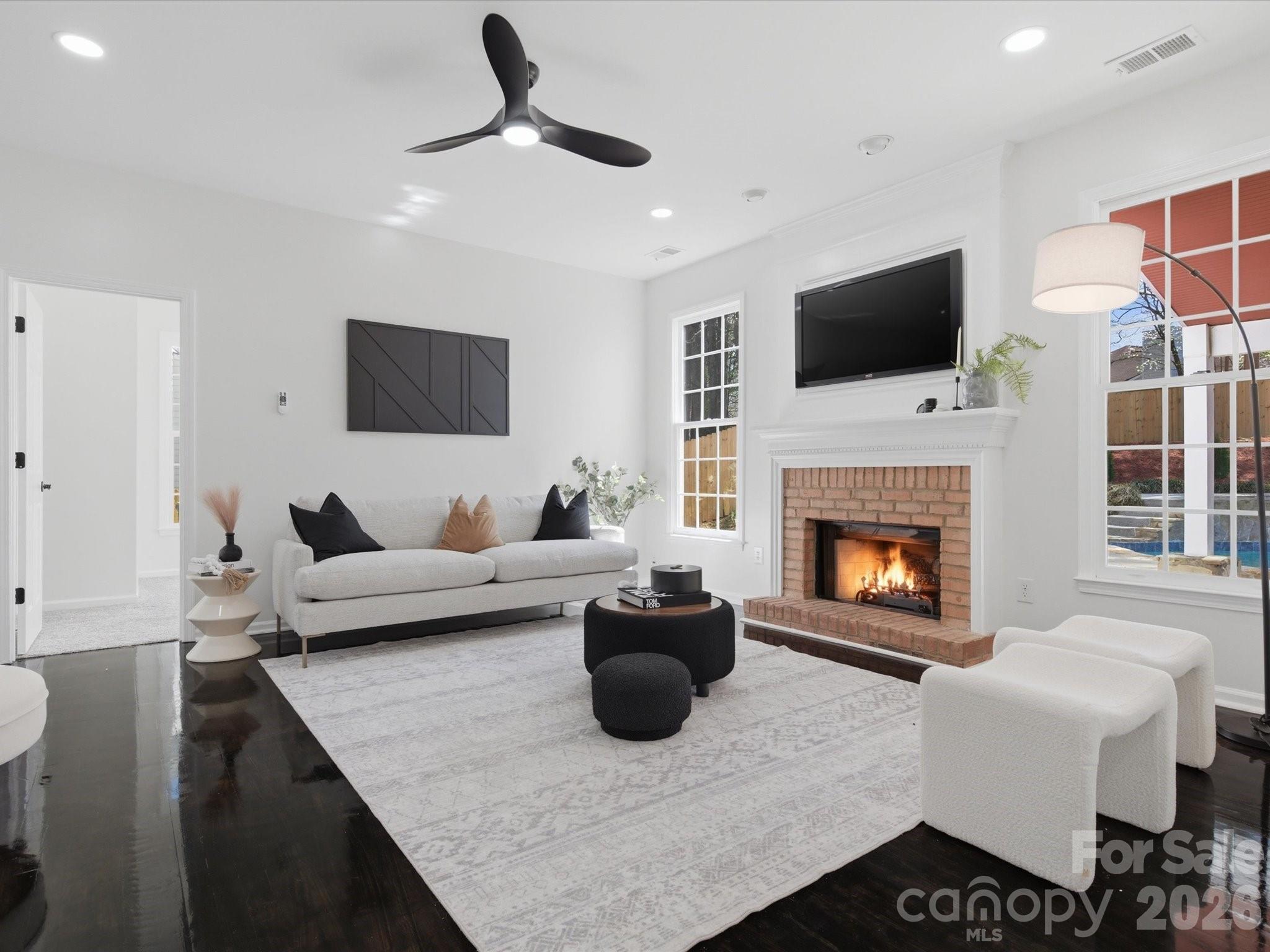 7702 Harrington Woods Road Charlotte, NC 28269 - Photo 12 of 41