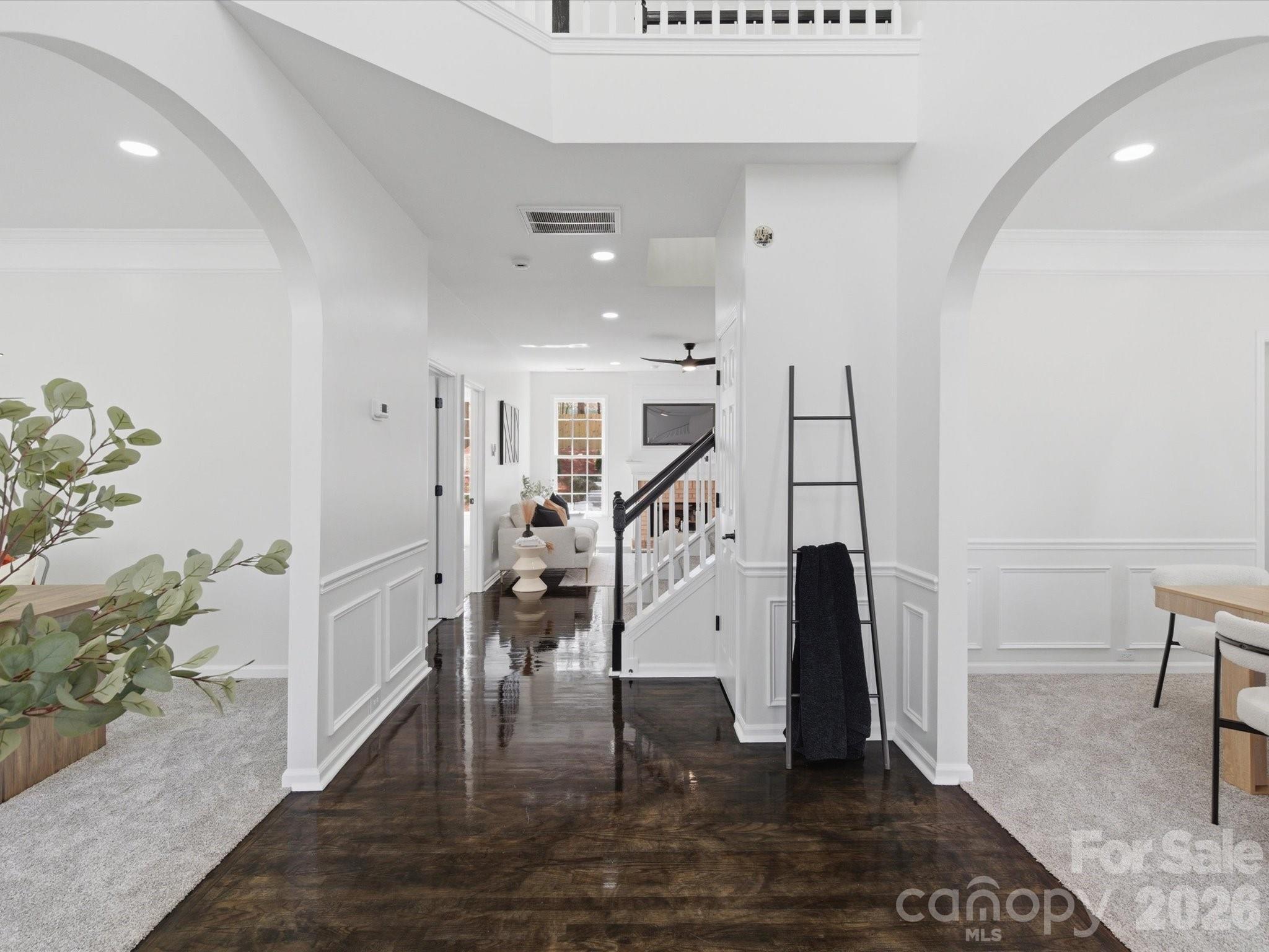 7702 Harrington Woods Road Charlotte, NC 28269 - Photo 3 of 41