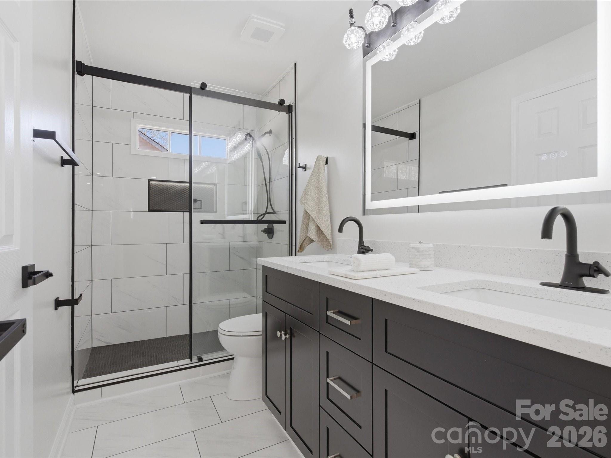 7702 Harrington Woods Road Charlotte, NC 28269 - Photo 33 of 41