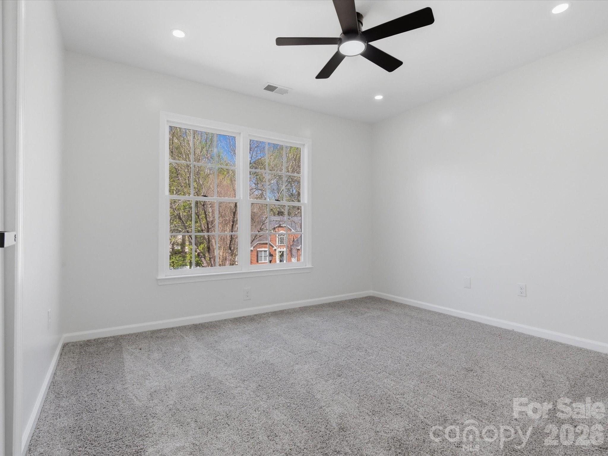 7702 Harrington Woods Road Charlotte, NC 28269 - Photo 34 of 41