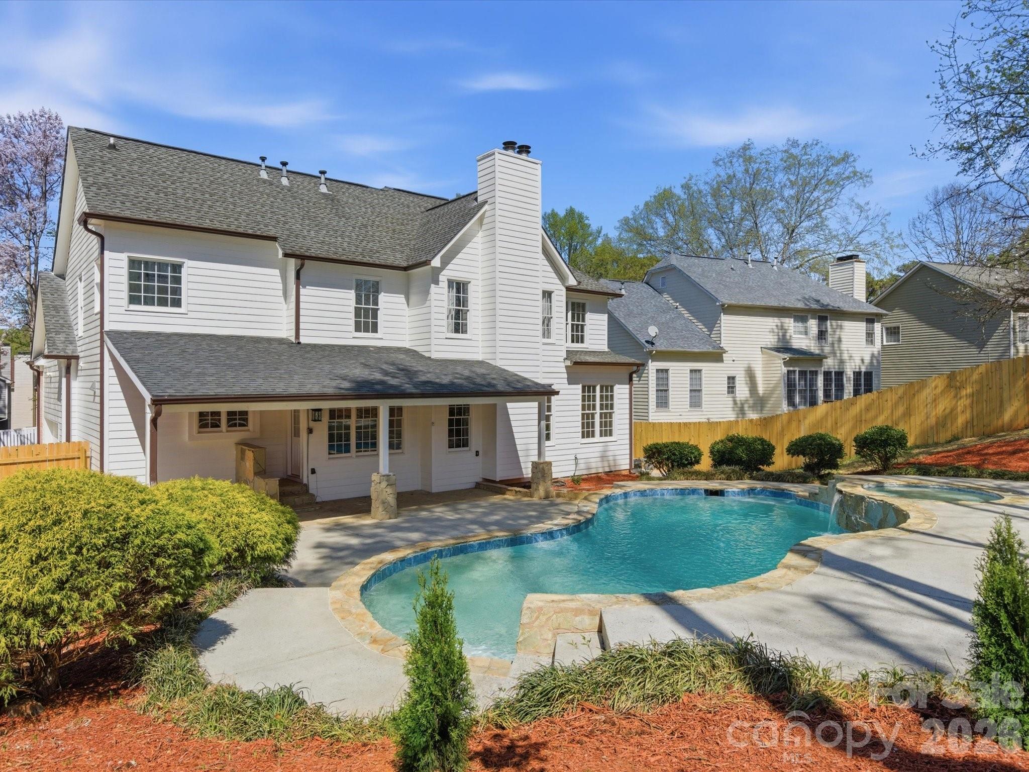 7702 Harrington Woods Road Charlotte, NC 28269 - Photo 39 of 41