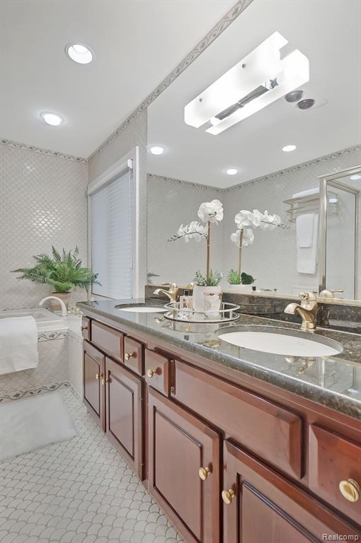 72 Vaughan-Ridge Road Bloomfield Hills, MI 48304 - Photo 36 of 65