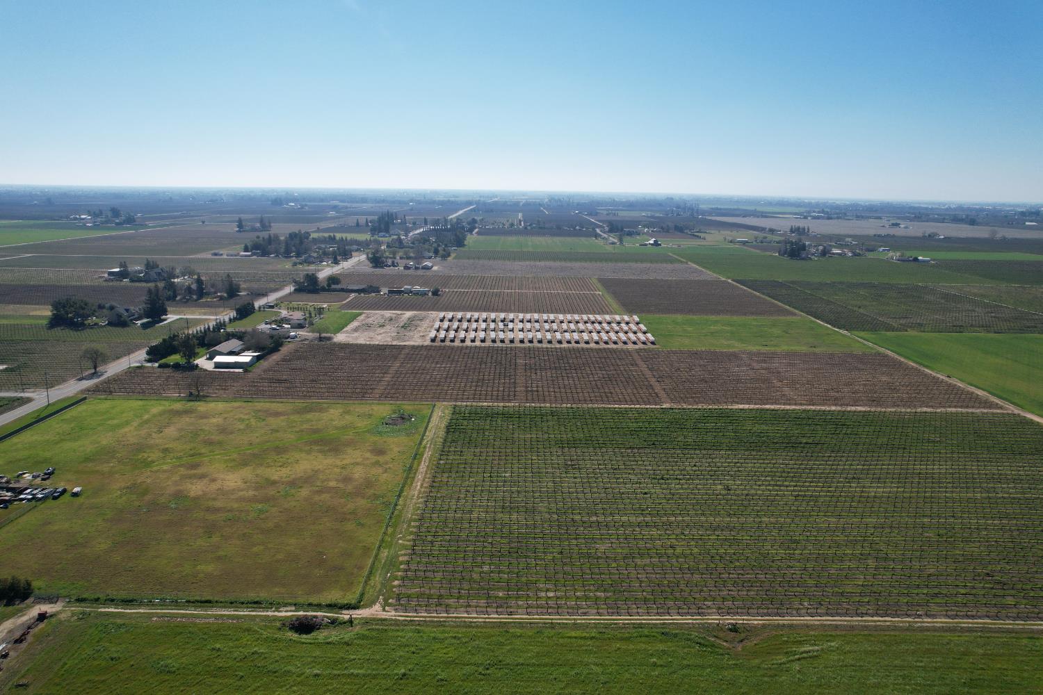 22135 Bruella Road Acampo, CA 95220 - Photo 4 of 6