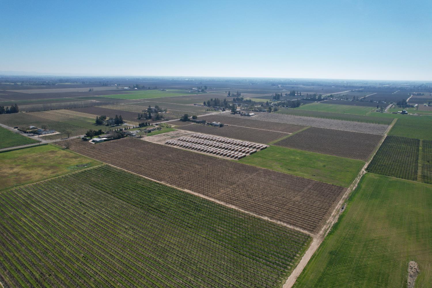 22135 Bruella Road Acampo, CA 95220 - Photo 5 of 6