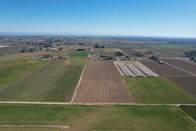 $400,000 | 22135 Bruella Road, Acampo, CA 95220