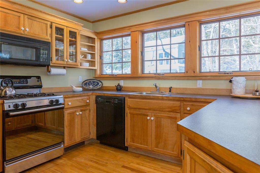 140 Reed Avenue Portland, ME 04108 - Photo 17 of 35 Photo