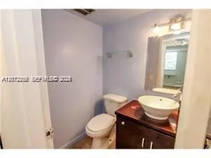 $1,600 | 1805 Sans Souci Boulevard, Unit 321, North Miami, FL 33181