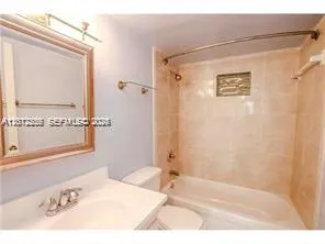 $1,600 | 1805 Sans Souci Boulevard, Unit 321, North Miami, FL 33181