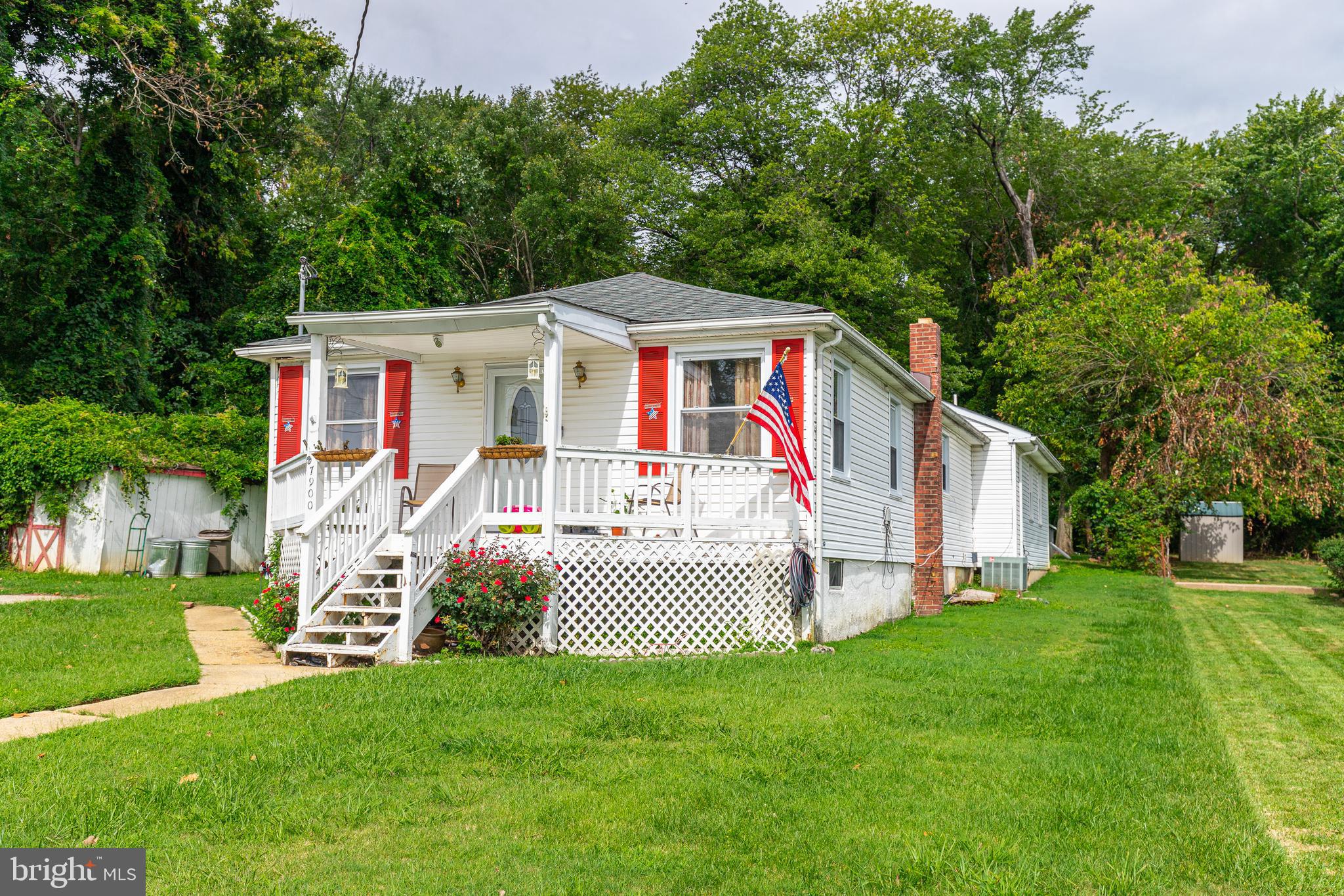 7900 Redmore Road Baltimore, MD 21237 - Photo 3 of 35