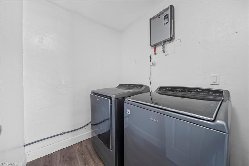 5460 Bayshore Road North Fort Myers, FL 33917 - Photo 10 of 14 a utility room with dryer and washer