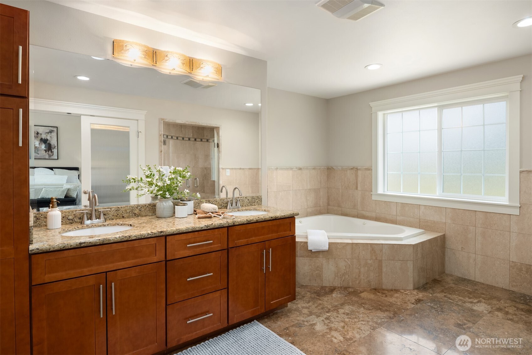 201 240th Street Southwest Bothell, WA 98021 - Photo 26 of 40