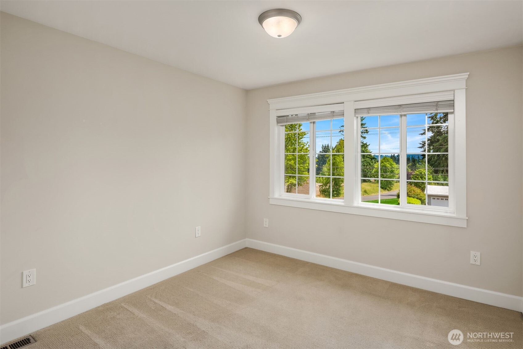 201 240th Street Southwest Bothell, WA 98021 - Photo 31 of 40