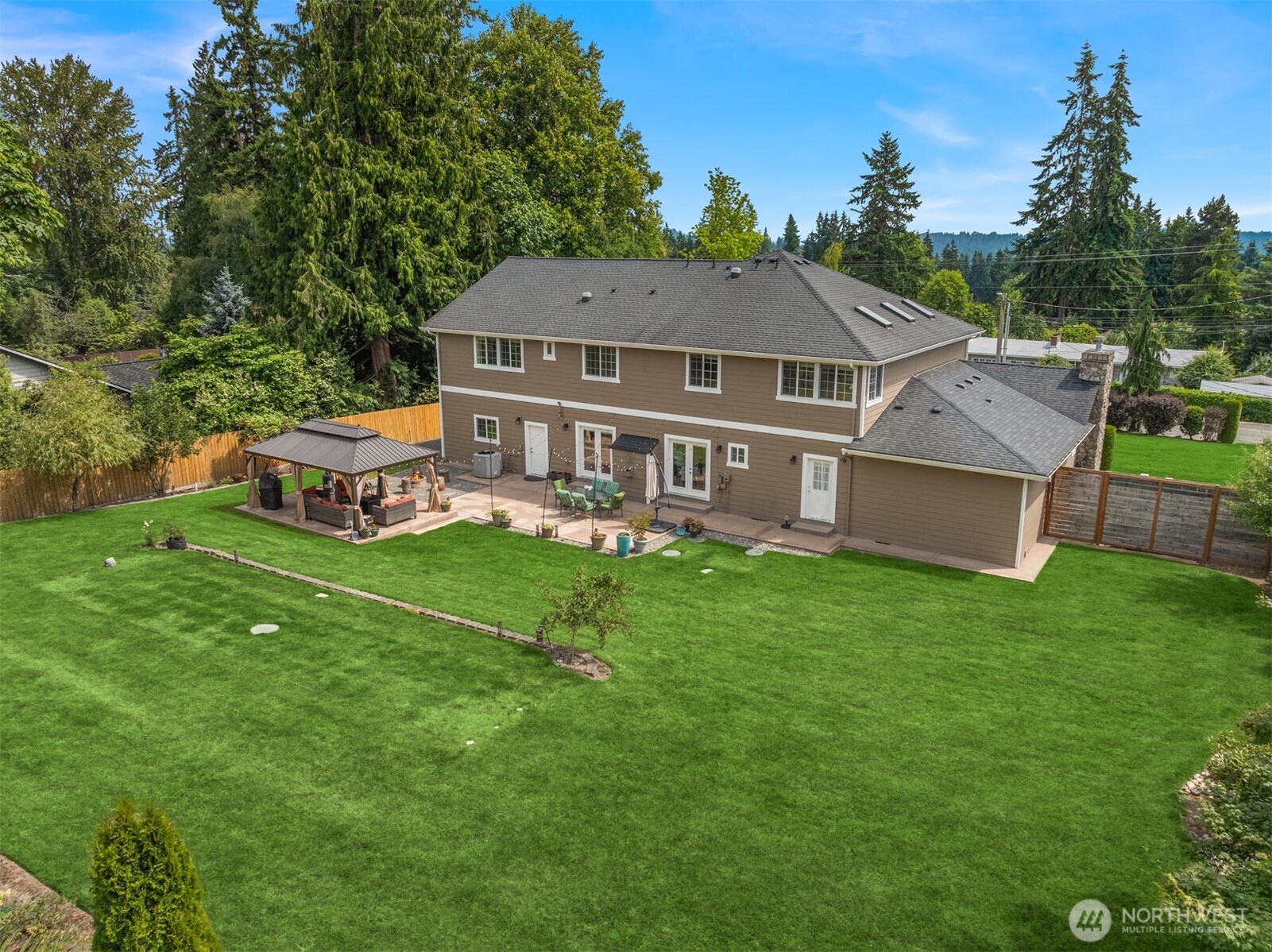 201 240th Street Southwest Bothell, WA 98021 - Photo 38 of 40