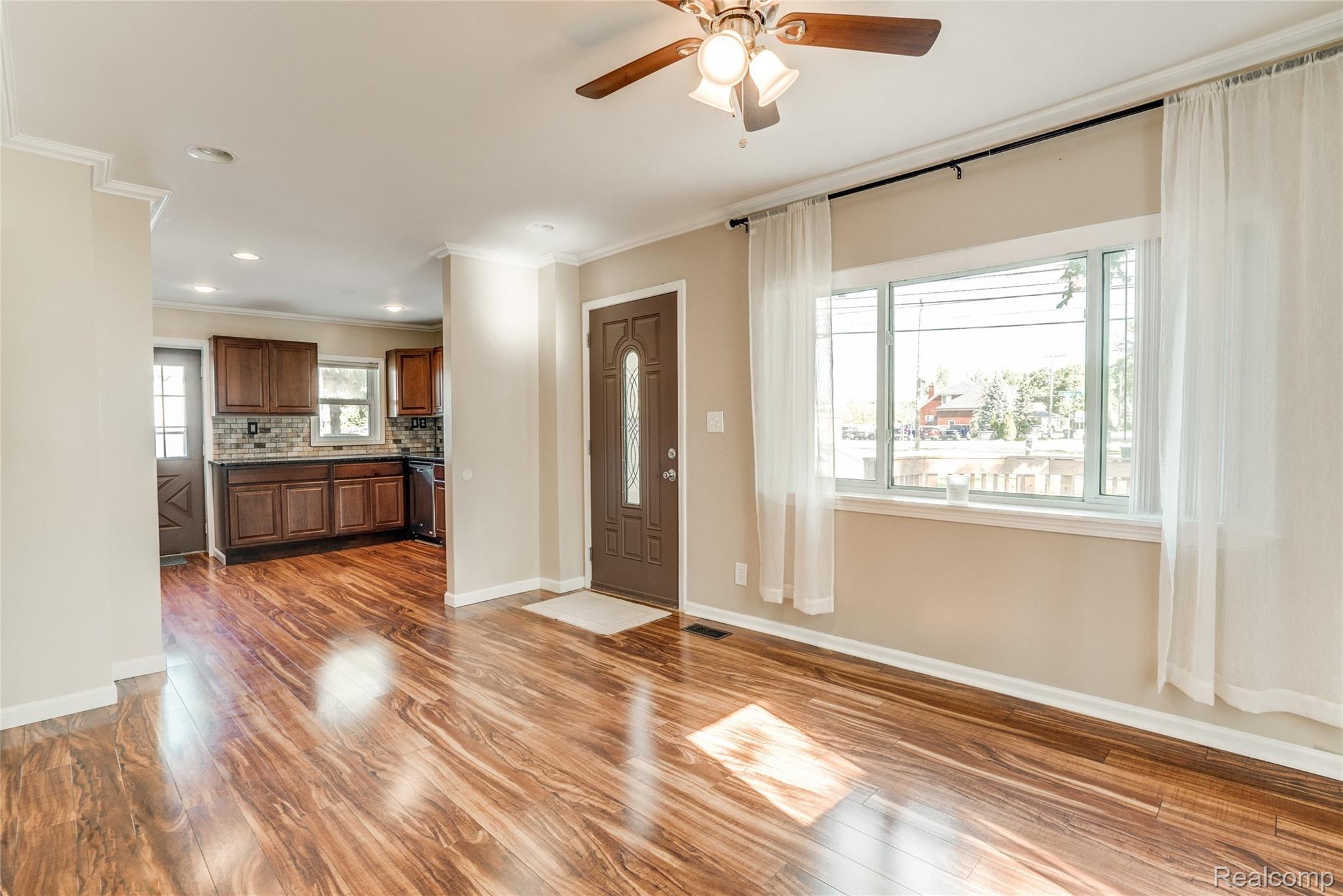 1773 West Auburn Road Rochester, MI 48309 - Photo 6 of 18 Interiors (6 of 24).jpg