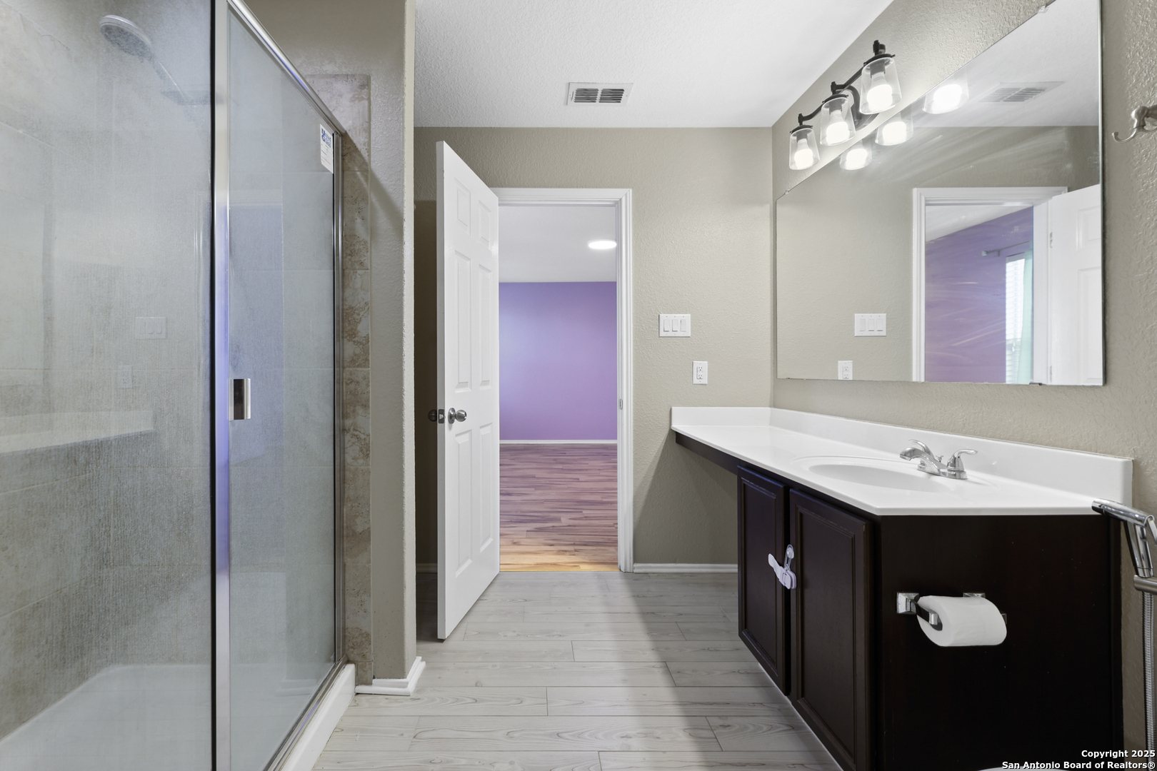 2450 Keyhole View Converse, TX 78109 - Photo 21 of 24