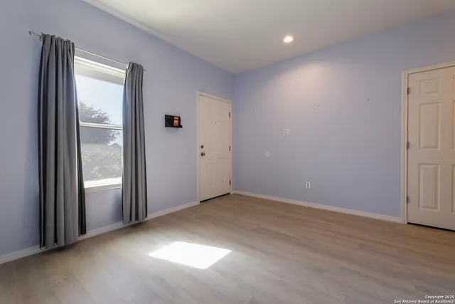 $1,795 | 2450 Keyhole View, Converse, TX 78109