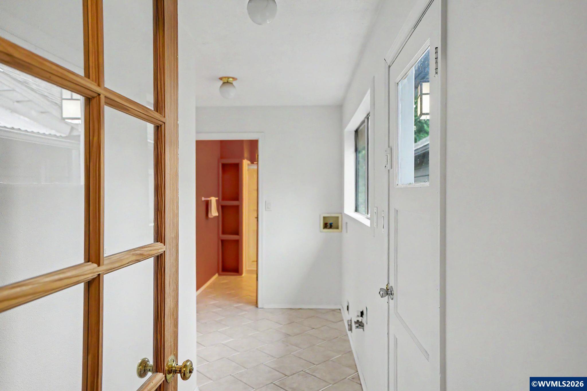 508 South 2nd Street Silverton, OR 97381 - Photo 14 of 29