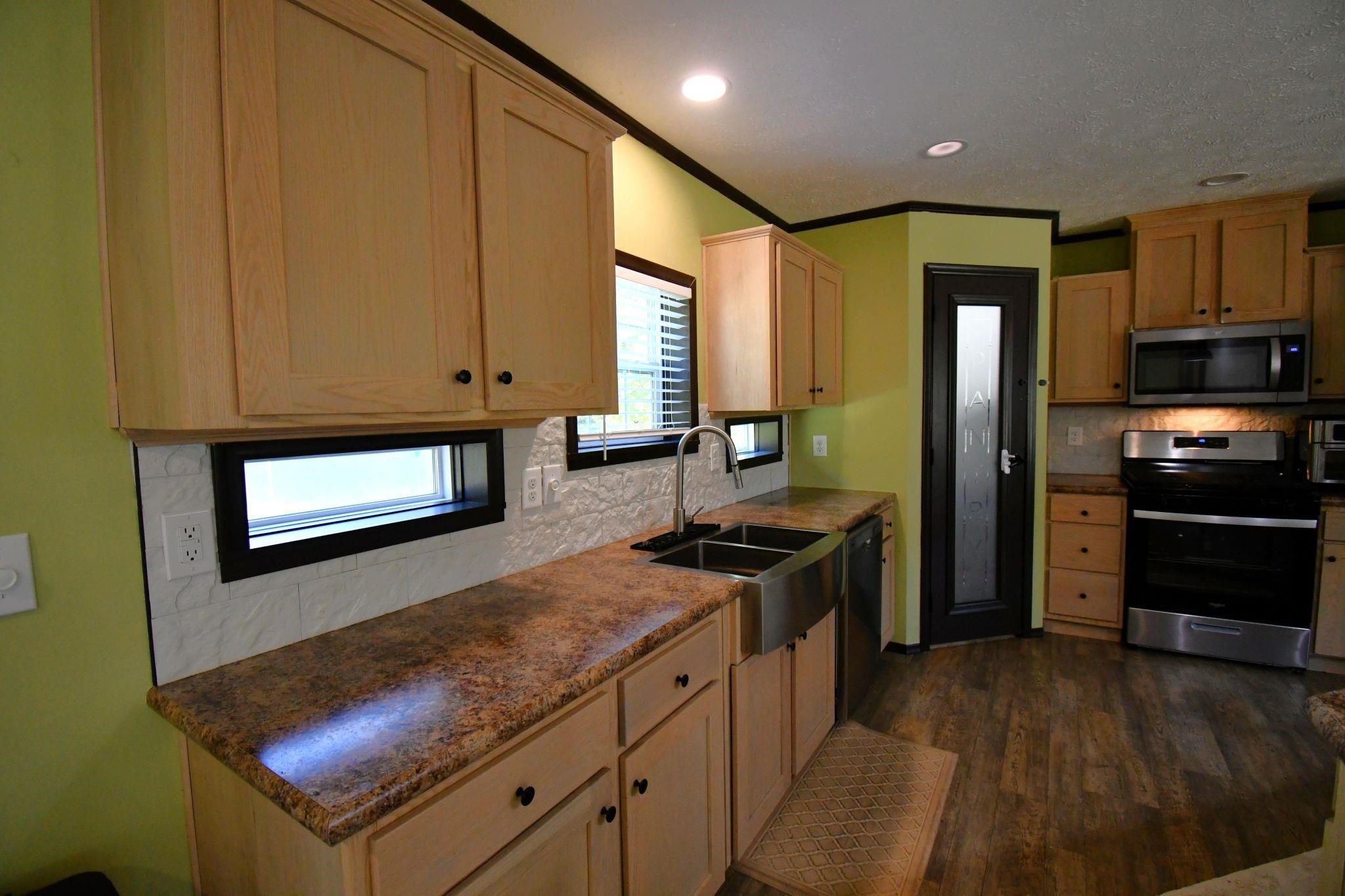 4012 Loeb Road Charlevoix, MI 49720 - Photo 11 of 38 Gallery Image 11