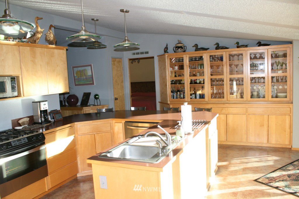 17933 Spring Lake Road Arlington, WA 98223 - Photo 12 of 25 Gallery Image 12