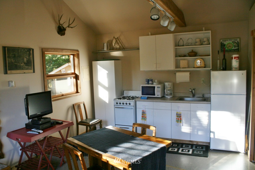 17933 Spring Lake Road Arlington, WA 98223 - Photo 21 of 25 Gallery Image 21