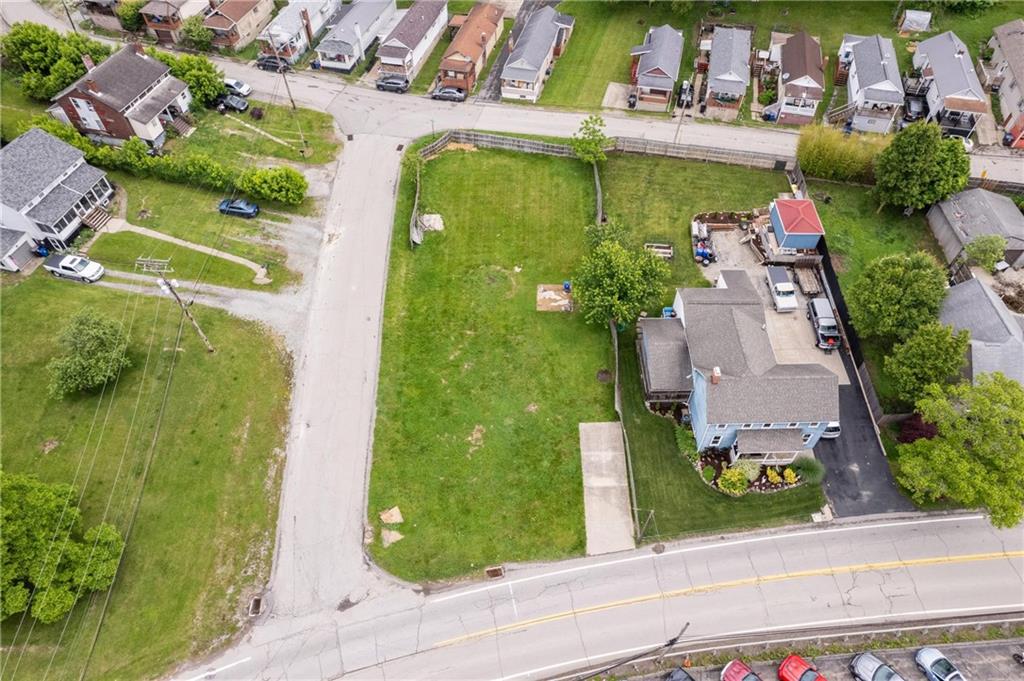 925 Horning Road Pittsburgh, PA 15236 - Photo 2 of 7 an aerial view of a house