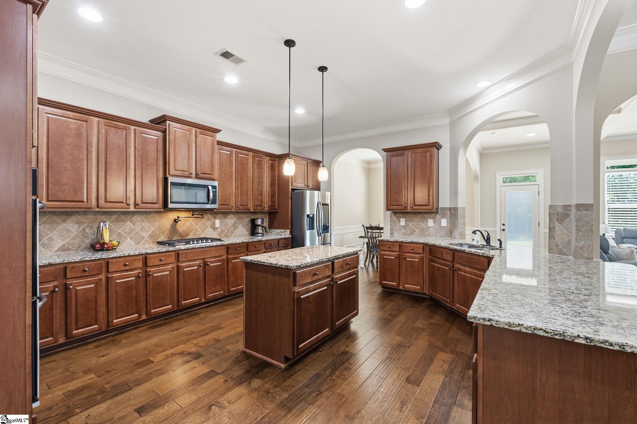 425 Castleford Place Simpsonville, SC 29681 - Photo 4 of 47